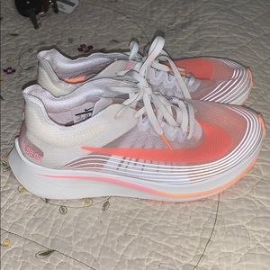 Women’s Nike Zoom Fly SP size 7